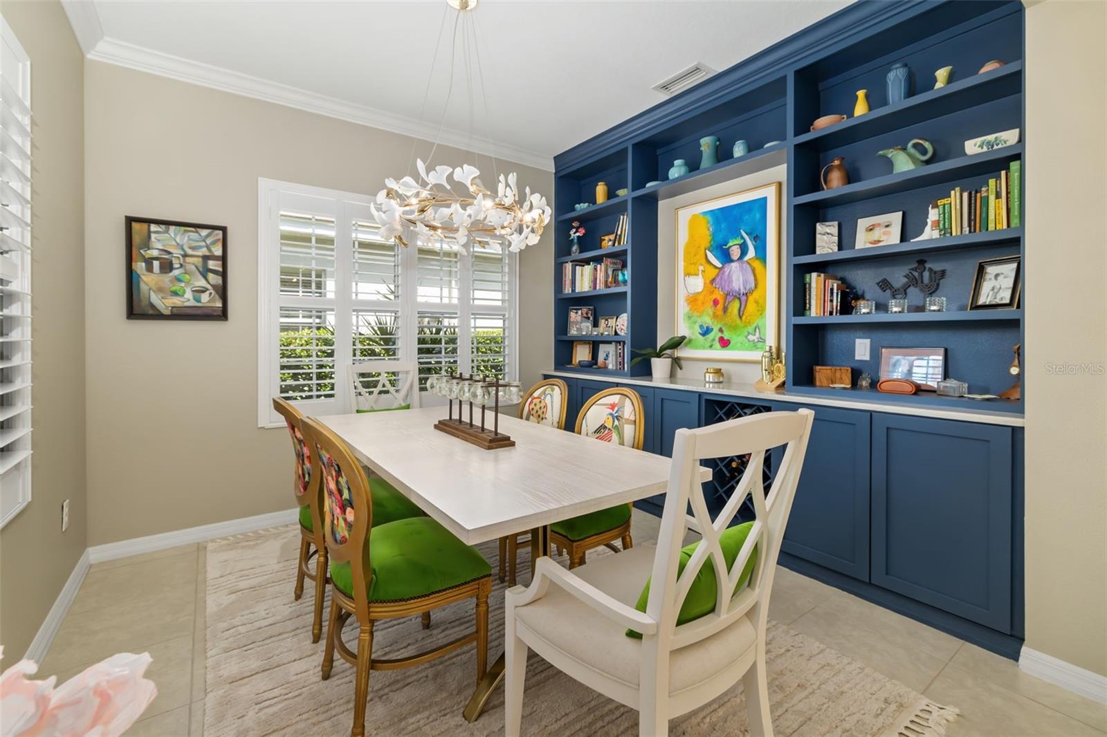 Image 33 of 74 For 5423 Fairfield Boulevard