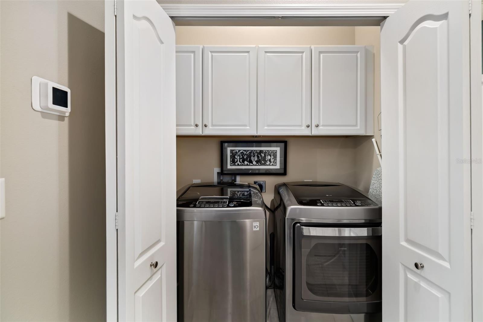 Image 36 of 74 For 5423 Fairfield Boulevard