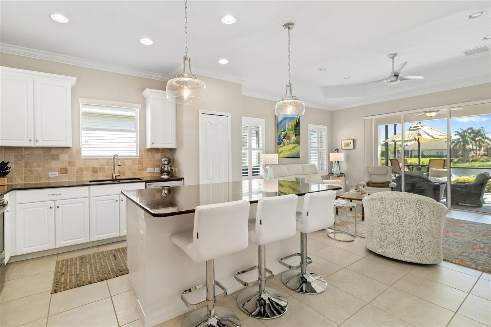 Image 44 of 74 For 5423 Fairfield Boulevard