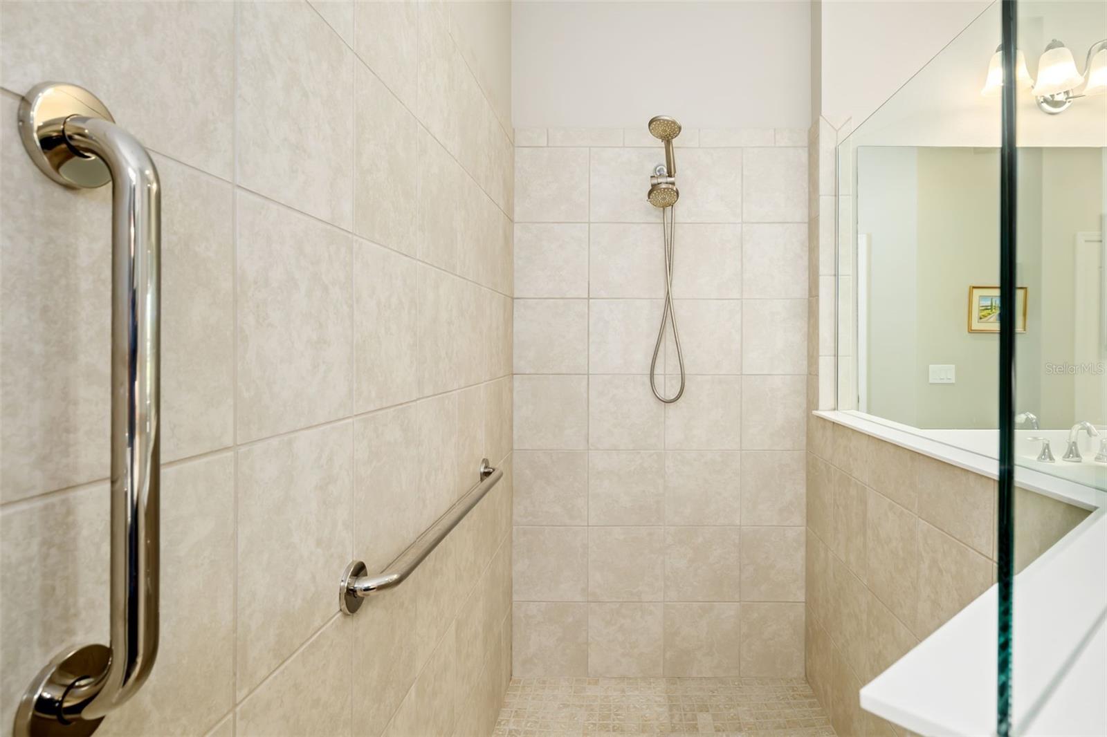 Image 56 of 74 For 5423 Fairfield Boulevard