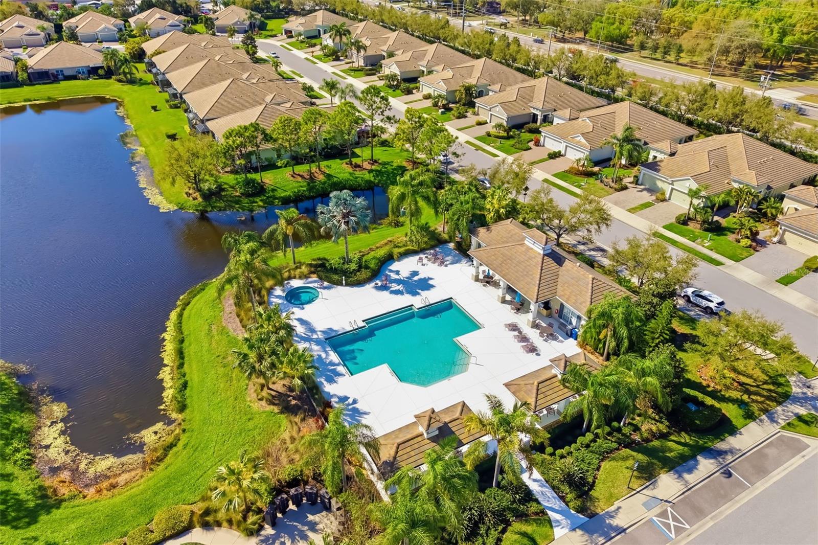 Image 62 of 74 For 5423 Fairfield Boulevard