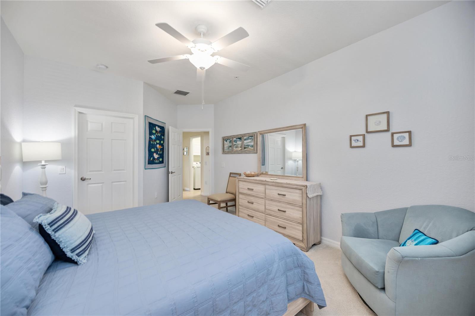 Image 29 of 69 For 12485 Ghiberti Circle 201