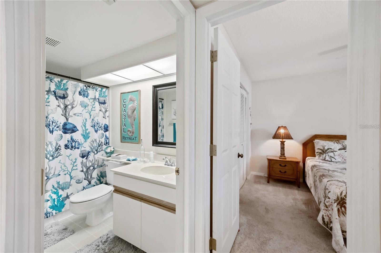 Image 15 of 39 For 433 Cerromar Lane 440