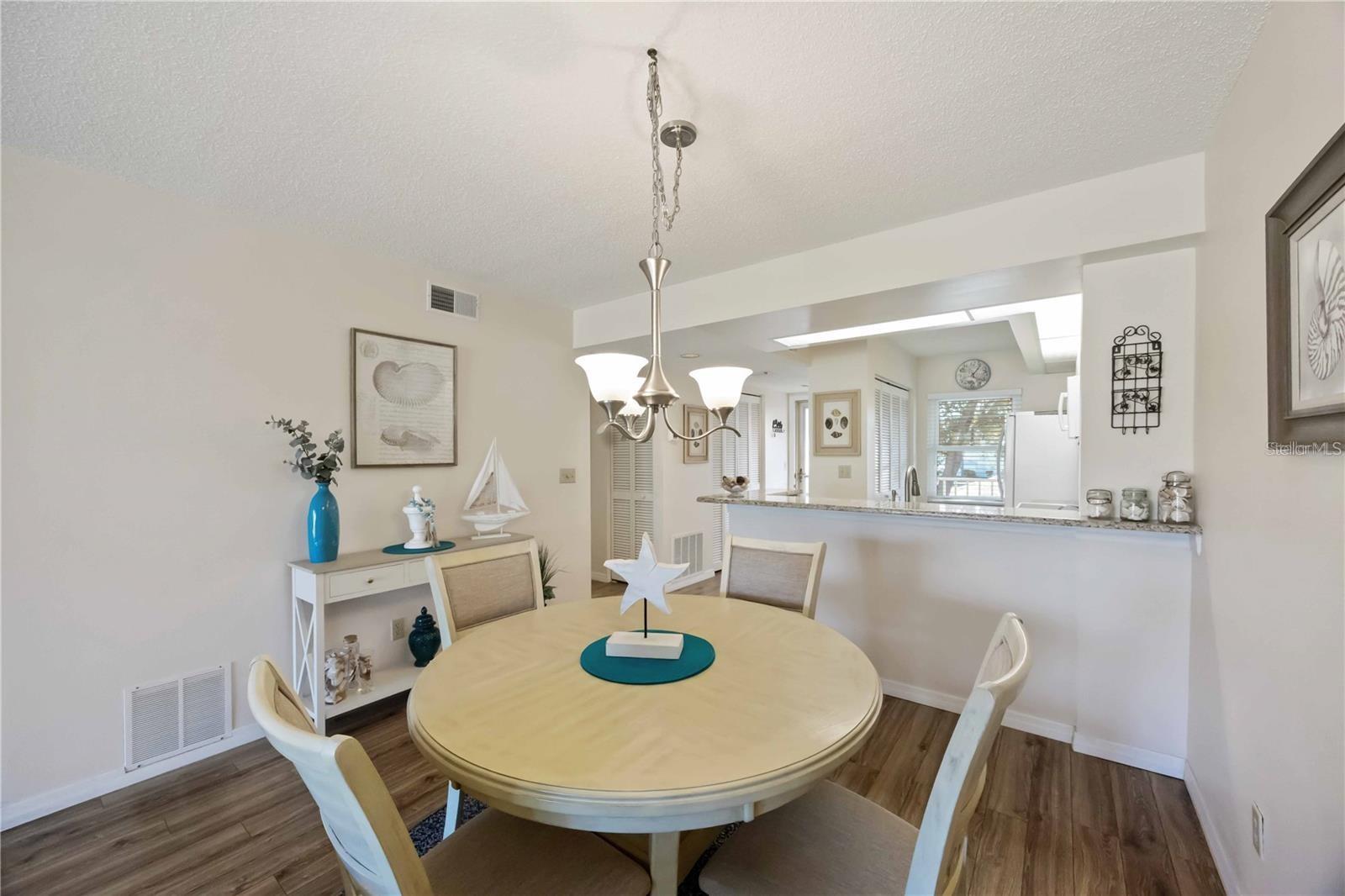 Image 9 of 39 For 433 Cerromar Lane 440