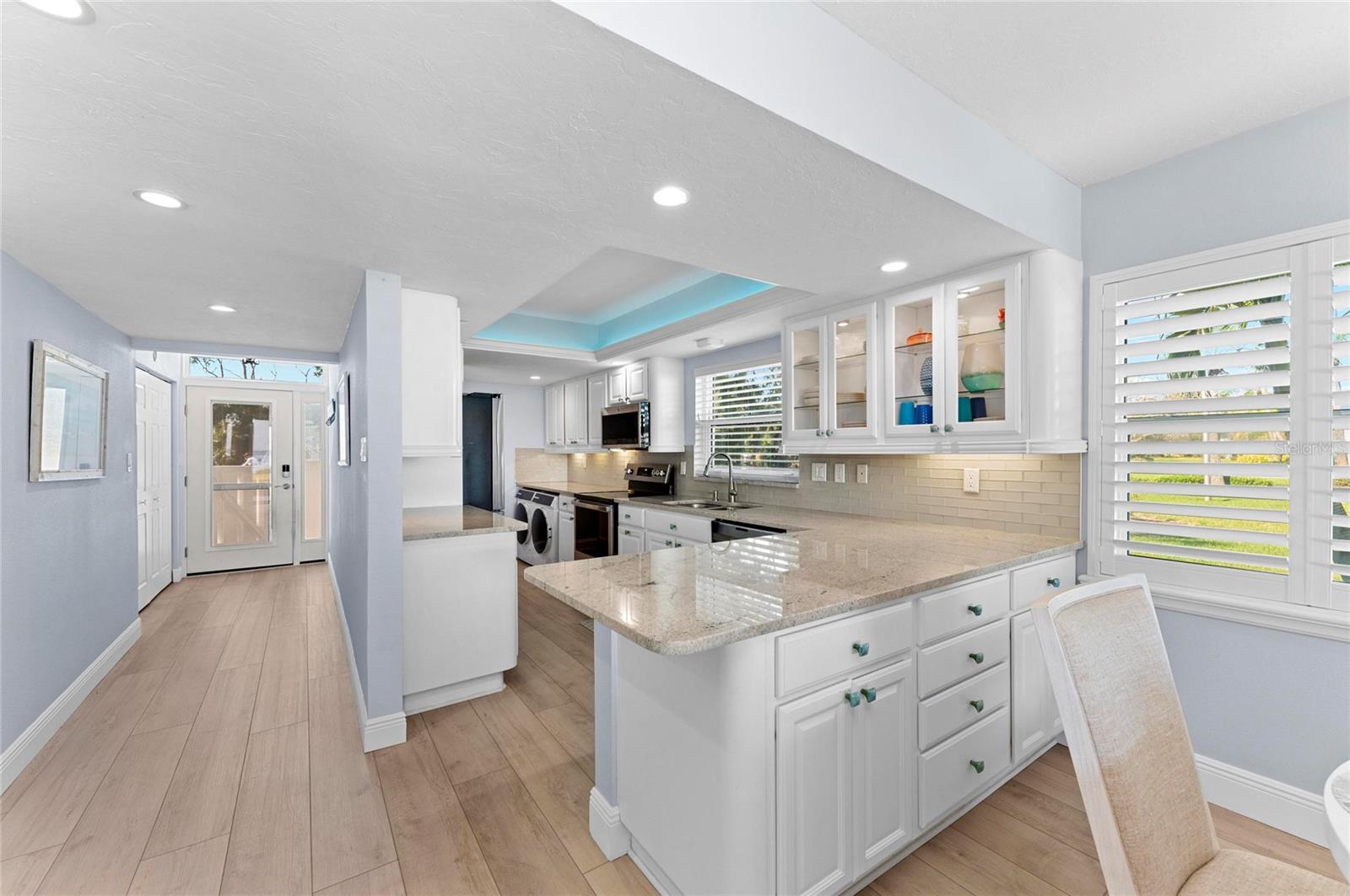 Image 11 of 58 For 600 Manatee Avenue 106