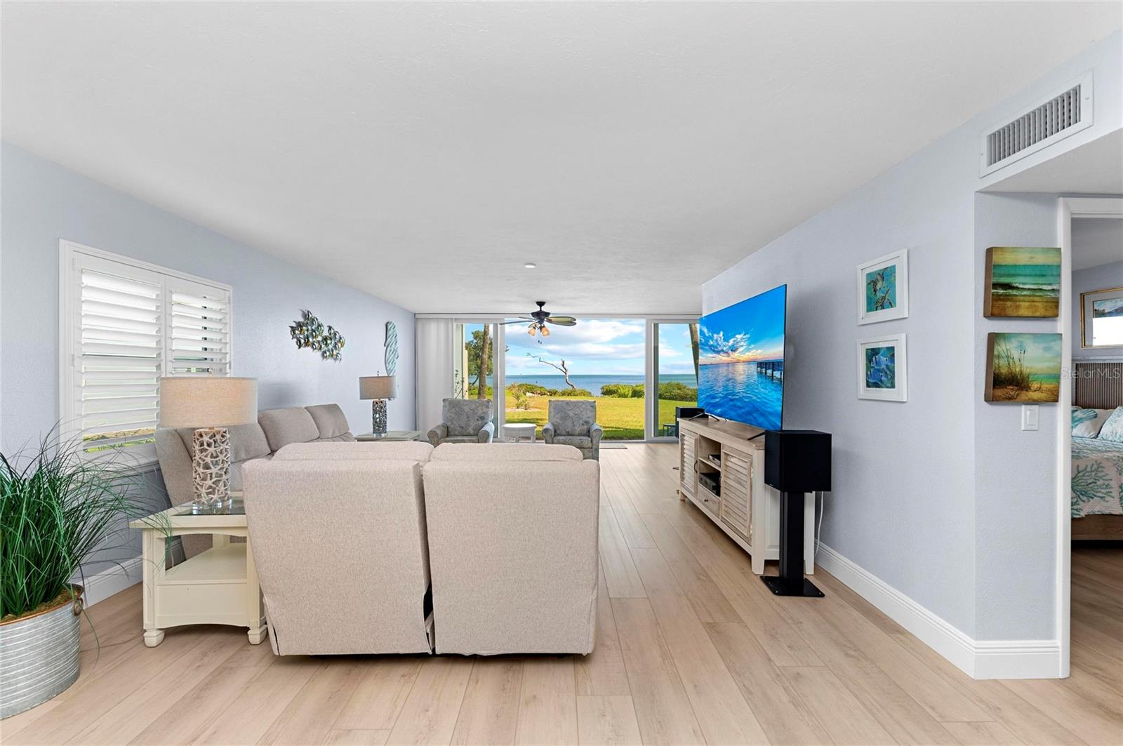 Image 23 of 58 For 600 Manatee Avenue 106