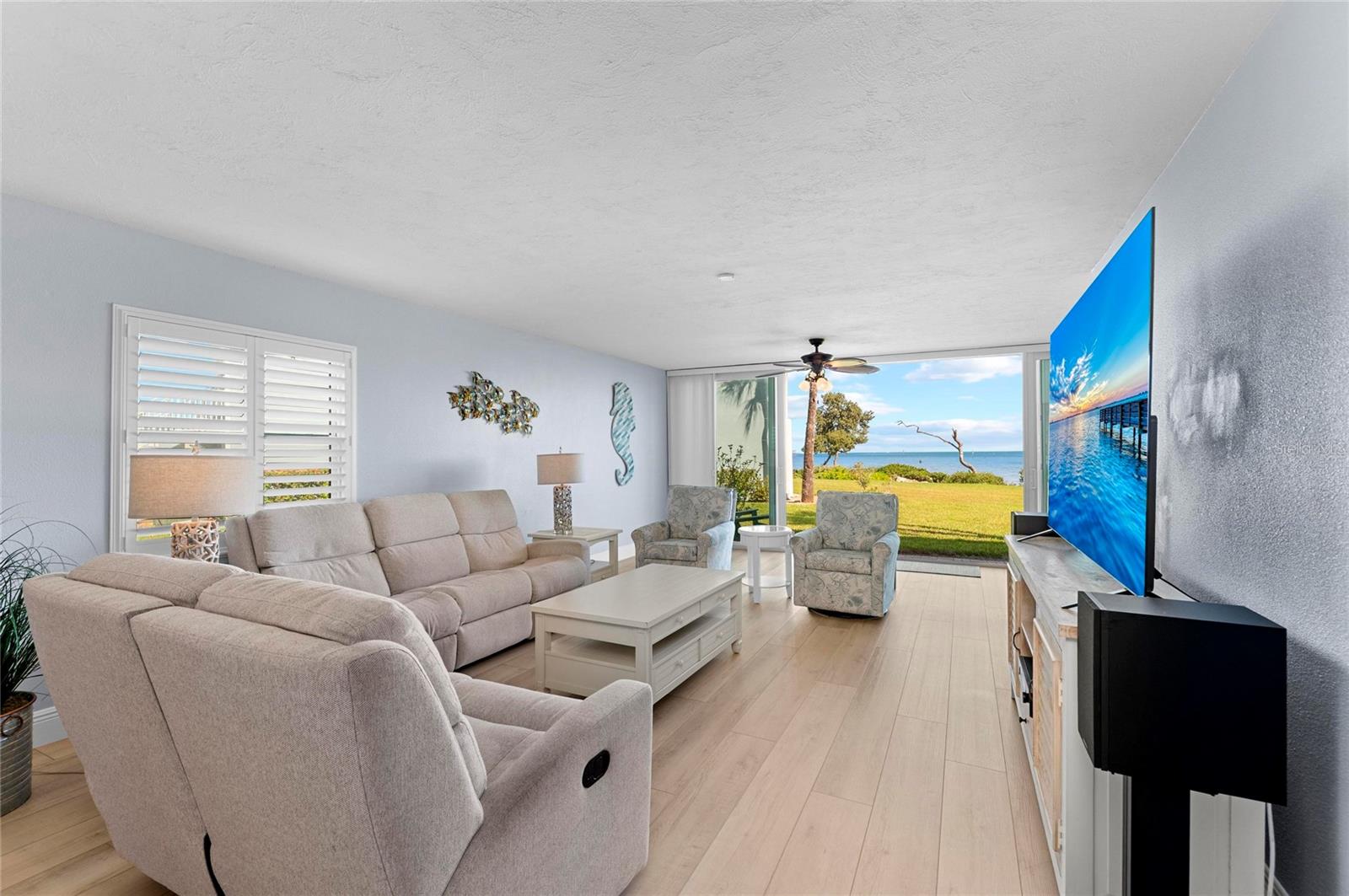 Image 24 of 58 For 600 Manatee Avenue 106