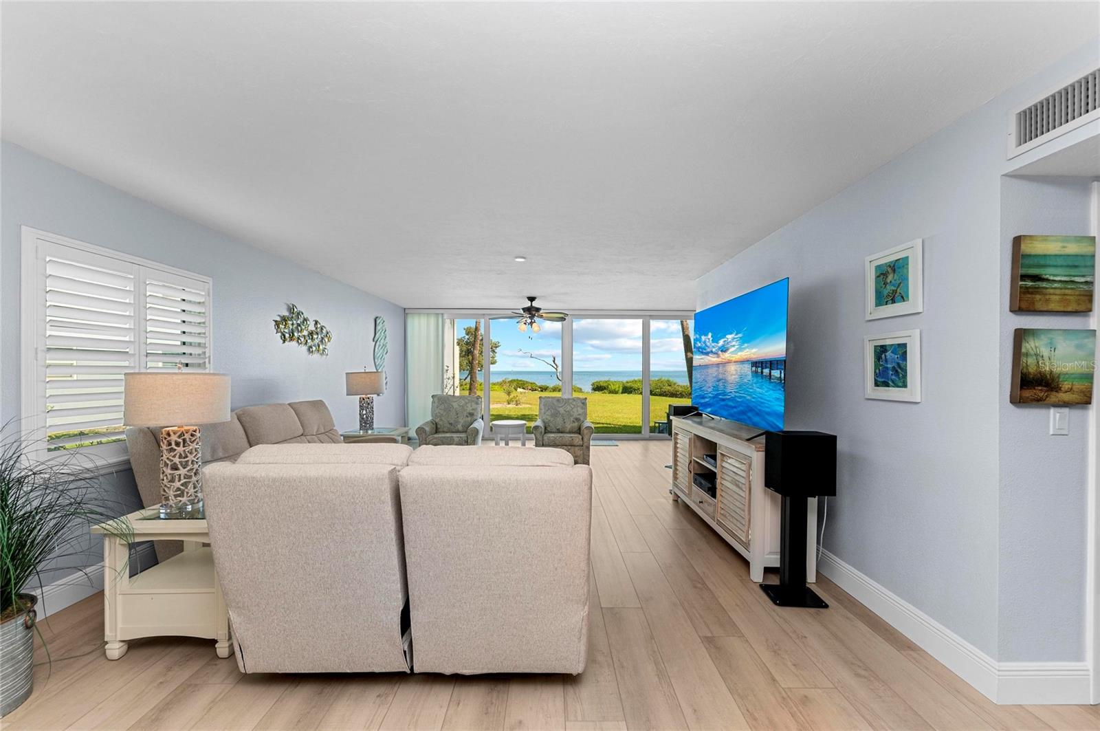 Image 30 of 58 For 600 Manatee Avenue 106