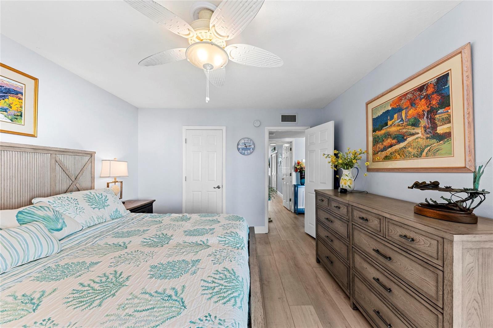 Image 34 of 58 For 600 Manatee Avenue 106