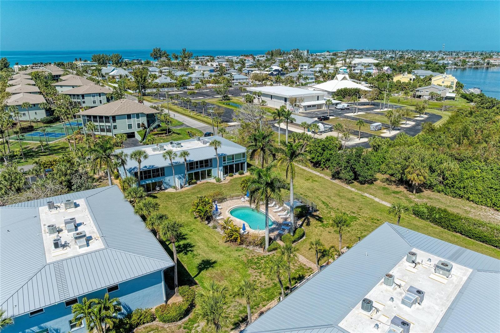 Image 50 of 58 For 600 Manatee Avenue 106