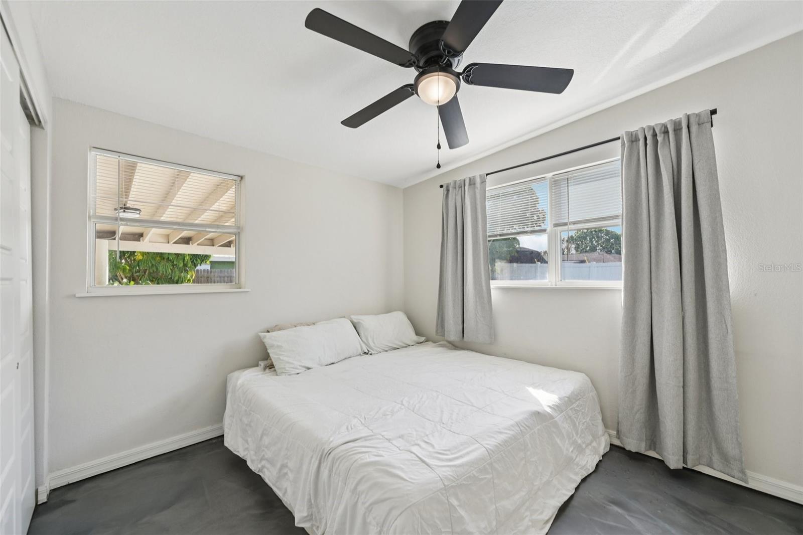 Image 9 of 18 For 2416 Emory Avenue