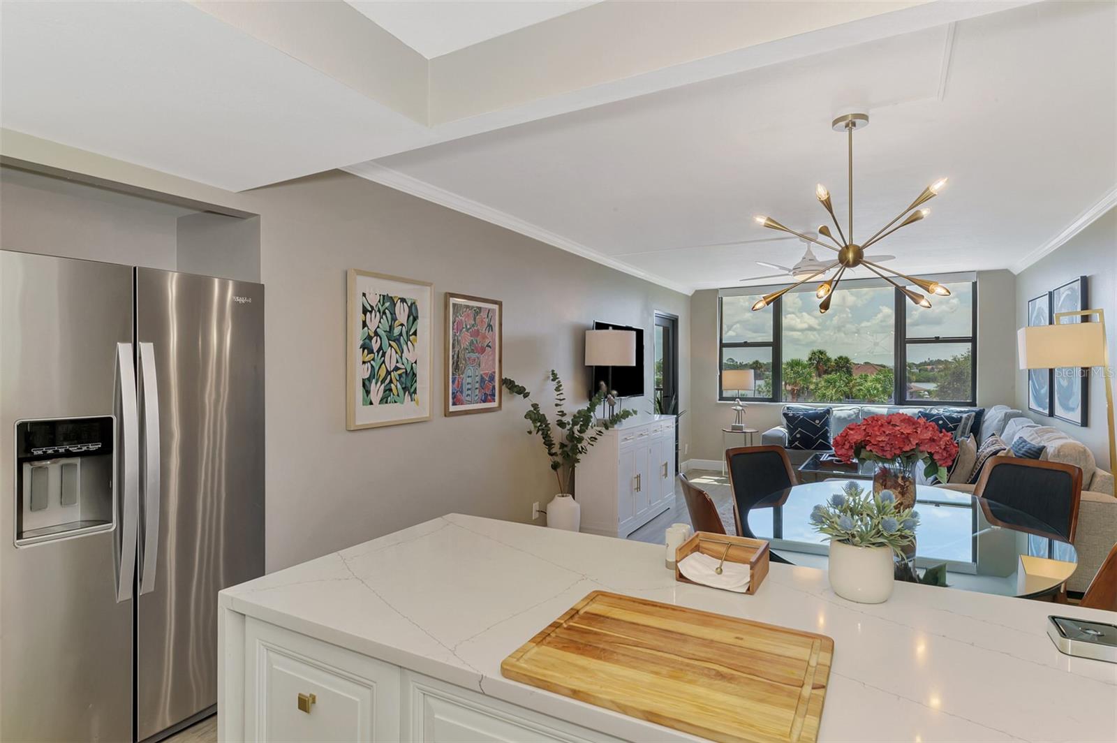 Image 18 of 40 For 5855 Midnight Pass Road 333