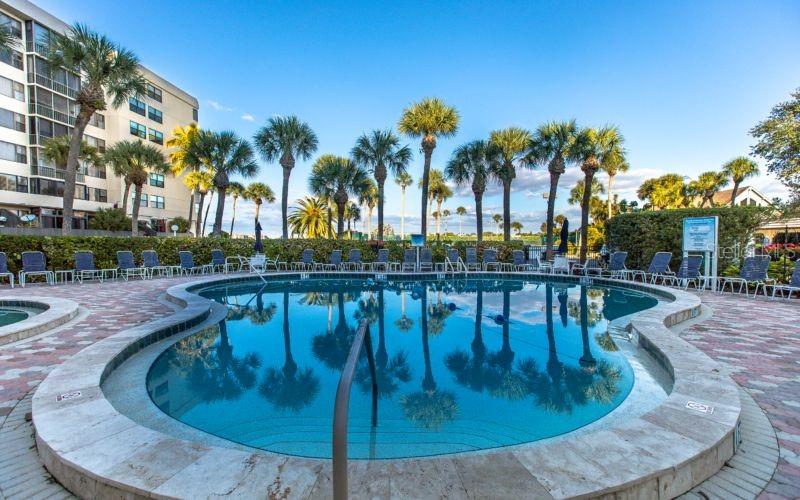 Image 38 of 40 For 5855 Midnight Pass Road 333