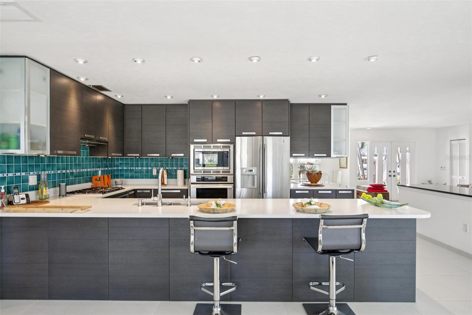 Image 10 of 33 For 4532 Bimini Drive