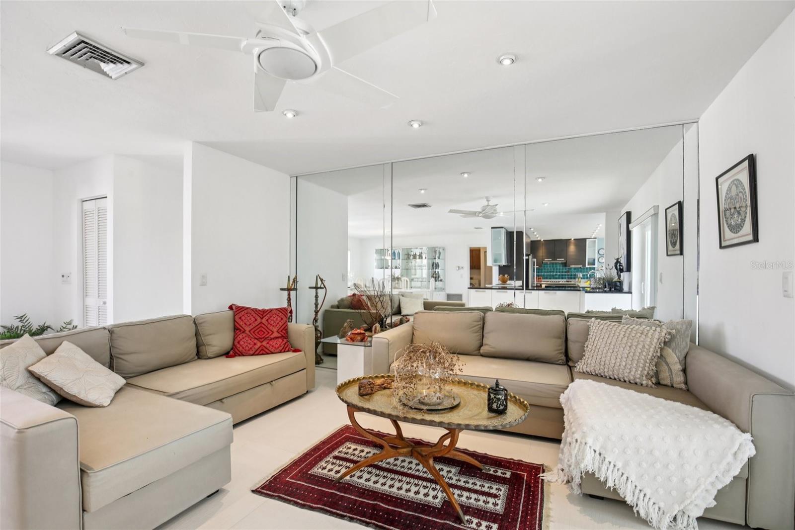 Image 13 of 33 For 4532 Bimini Drive