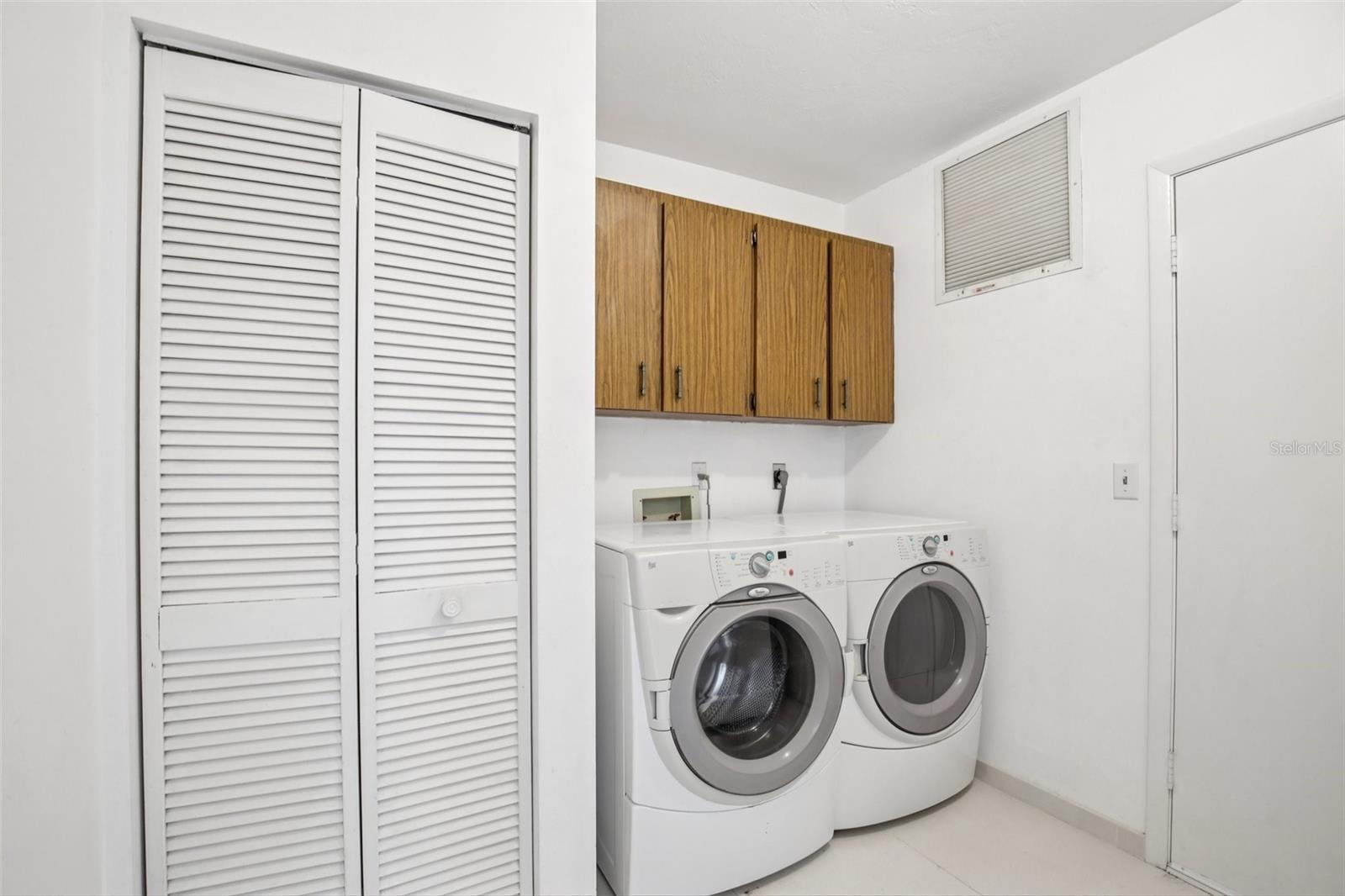 Image 21 of 33 For 4532 Bimini Drive