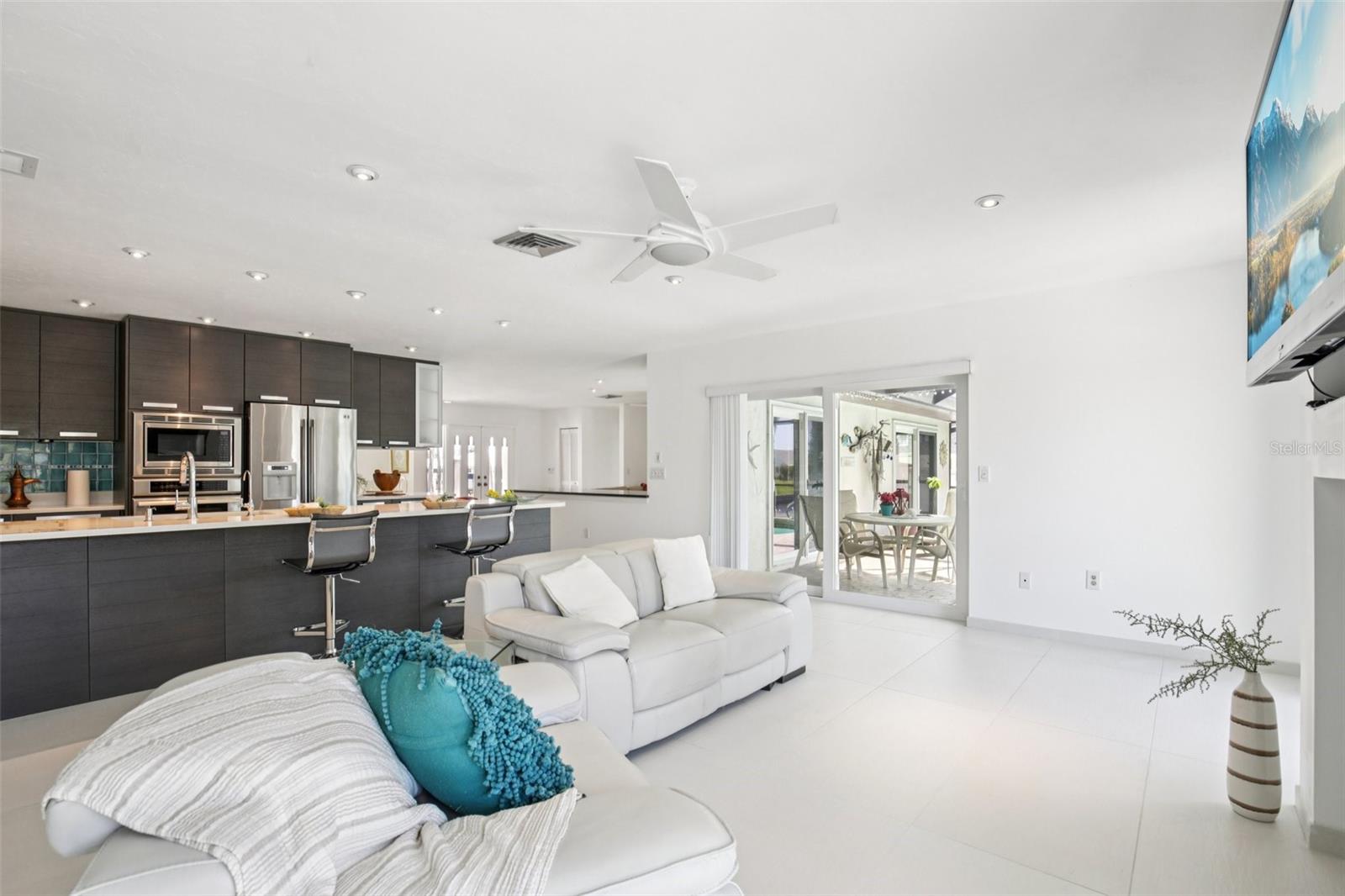 Image 6 of 33 For 4532 Bimini Drive