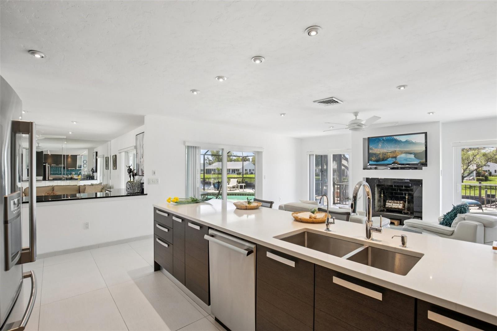 Image 9 of 33 For 4532 Bimini Drive