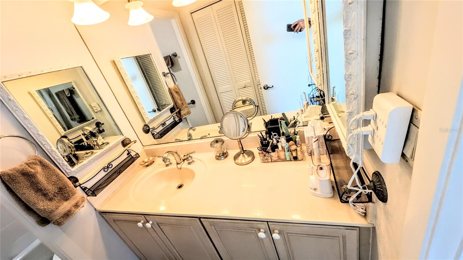 Image 18 of 54 For 4822 Ocean Boulevard 5f