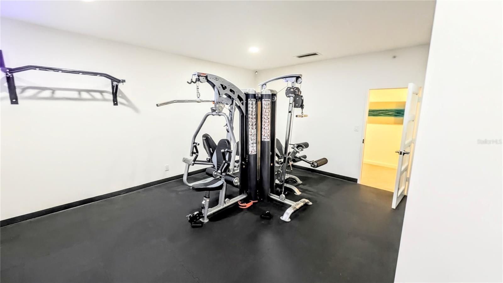 Image 40 of 54 For 4822 Ocean Boulevard 5f