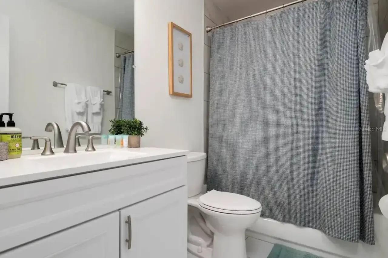 Image 17 of 27 For 2539 Trinidad Street