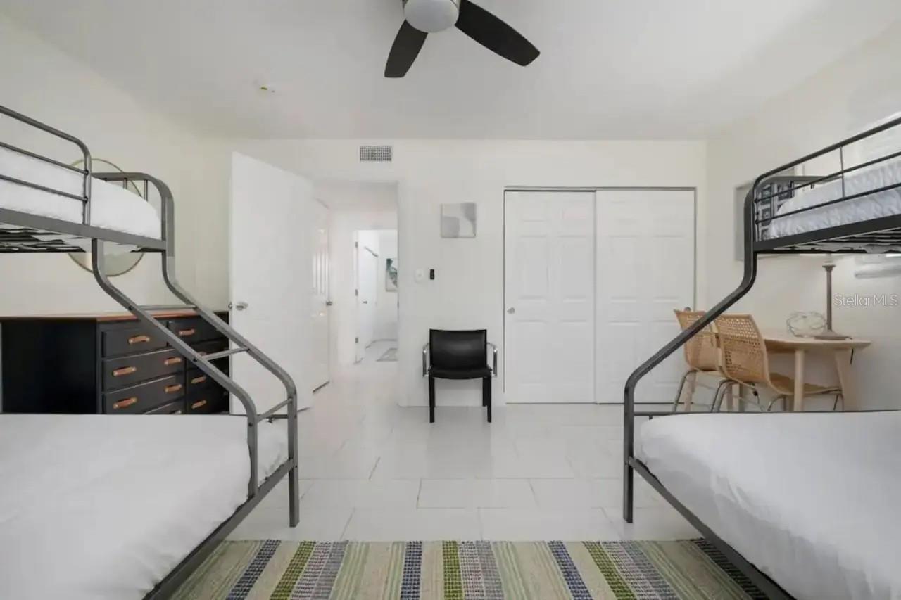 Image 18 of 27 For 2539 Trinidad Street