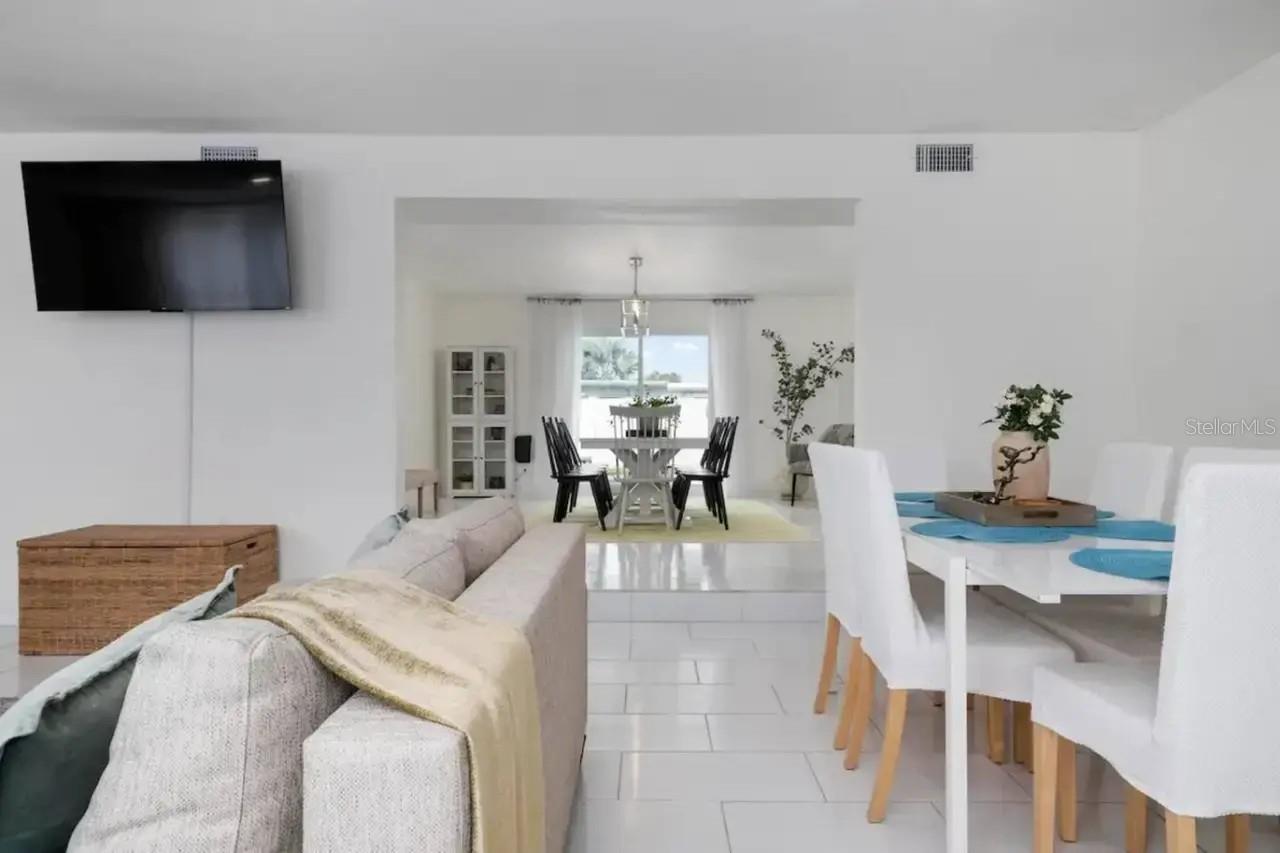 Image 23 of 27 For 2539 Trinidad Street