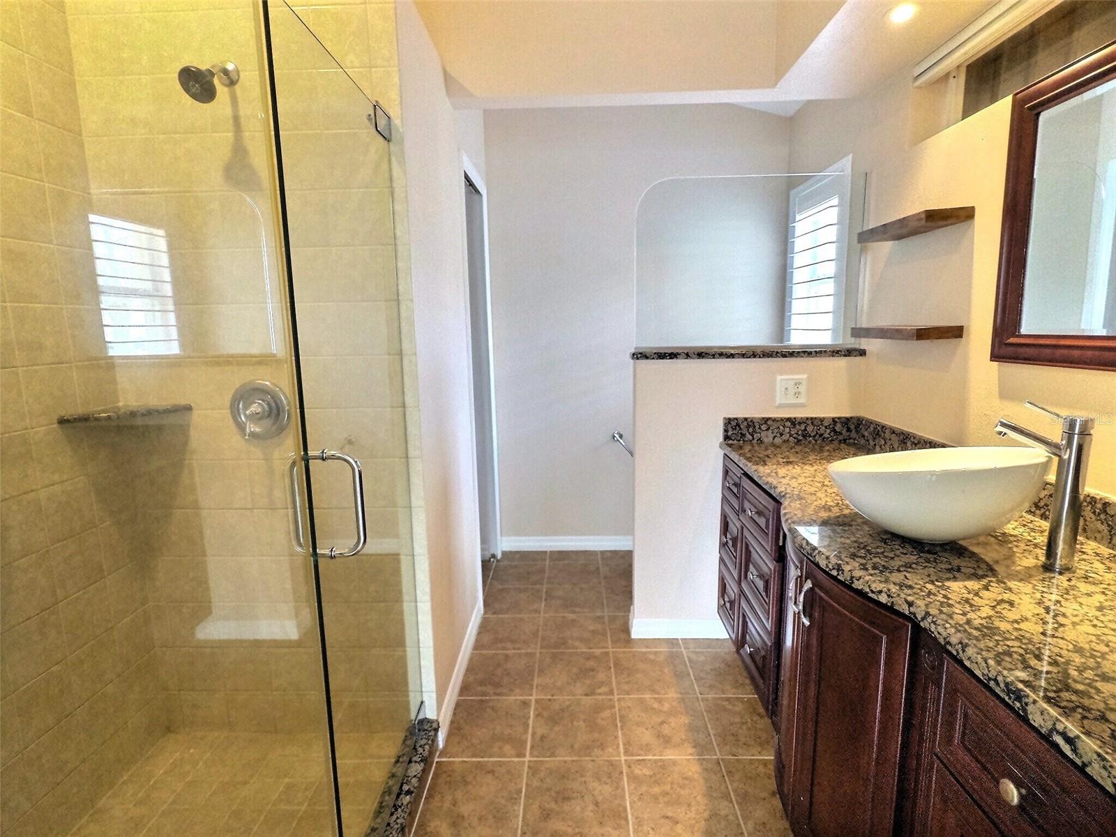 Image 10 of 19 For 339 Fareham Drive