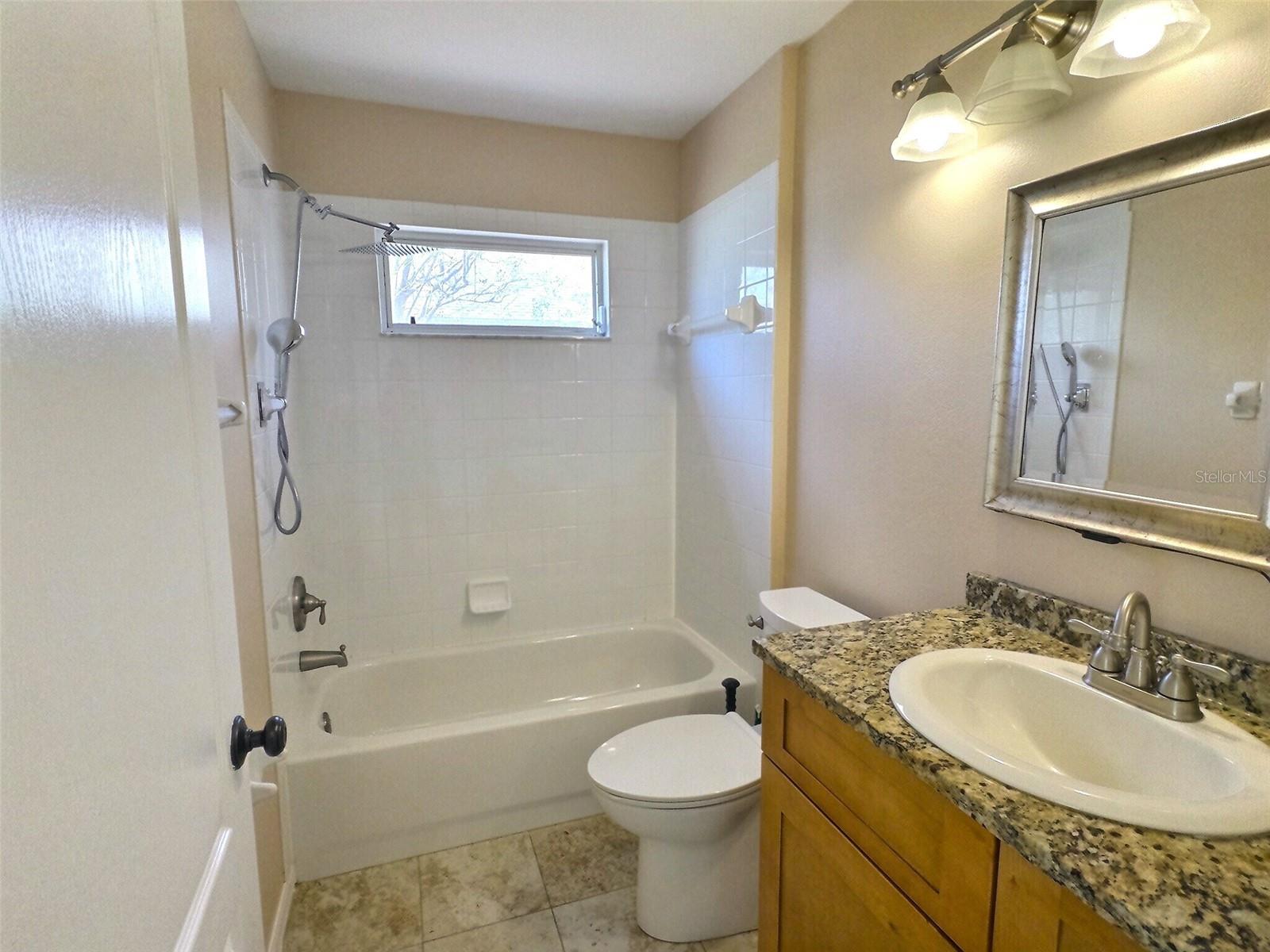 Image 14 of 19 For 339 Fareham Drive