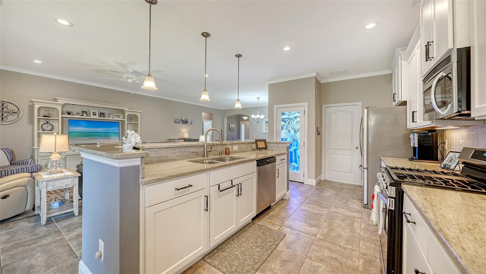 Image 14 of 87 For 8143 36th Street E