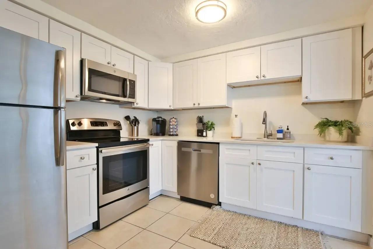 Image 10 of 26 For 5622 Lockwood Ridge Road