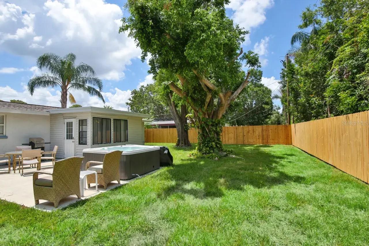 Image 5 of 26 For 5622 Lockwood Ridge Road