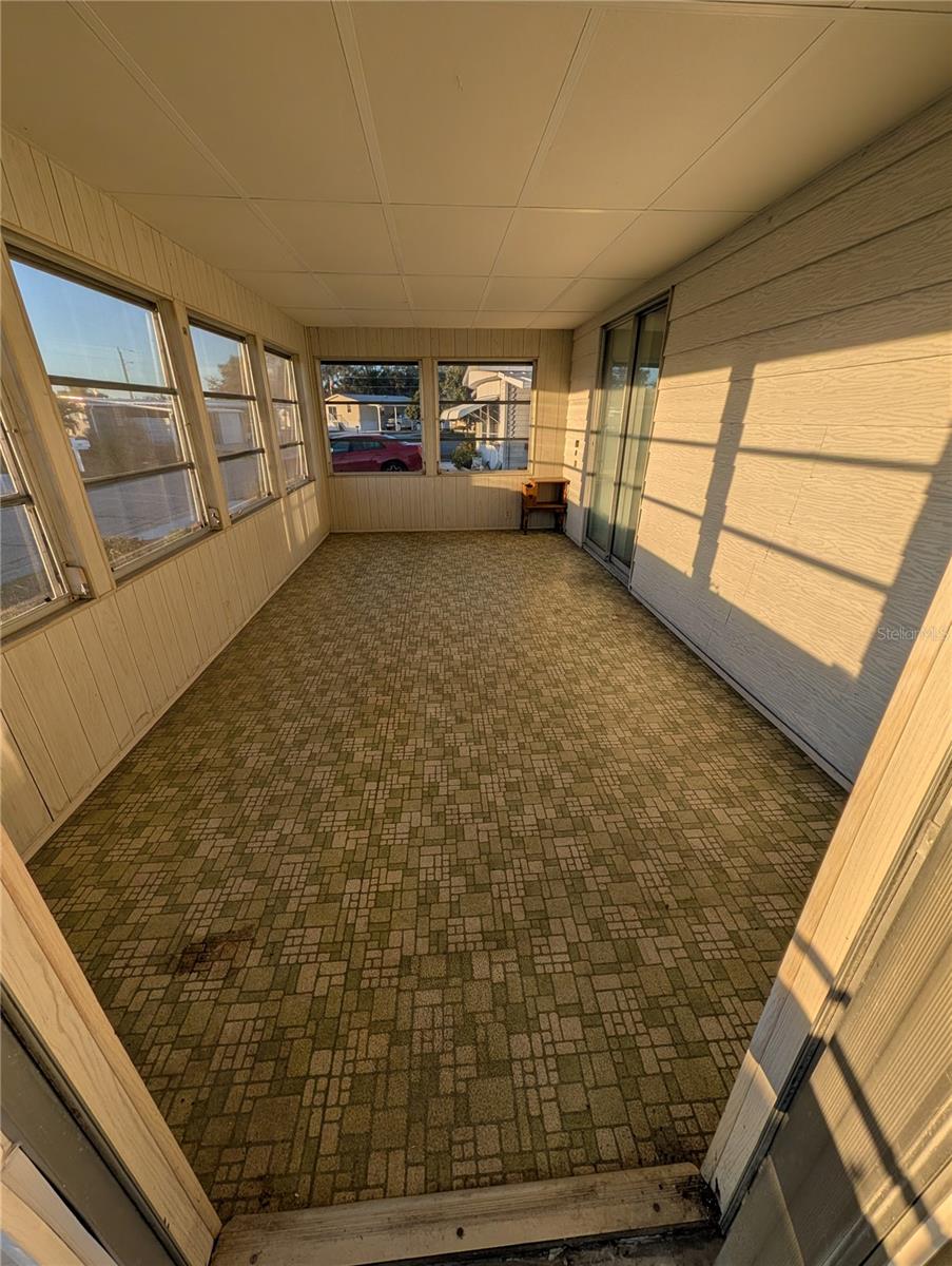 Image 2 of 15 For 1102 46th Avenue E