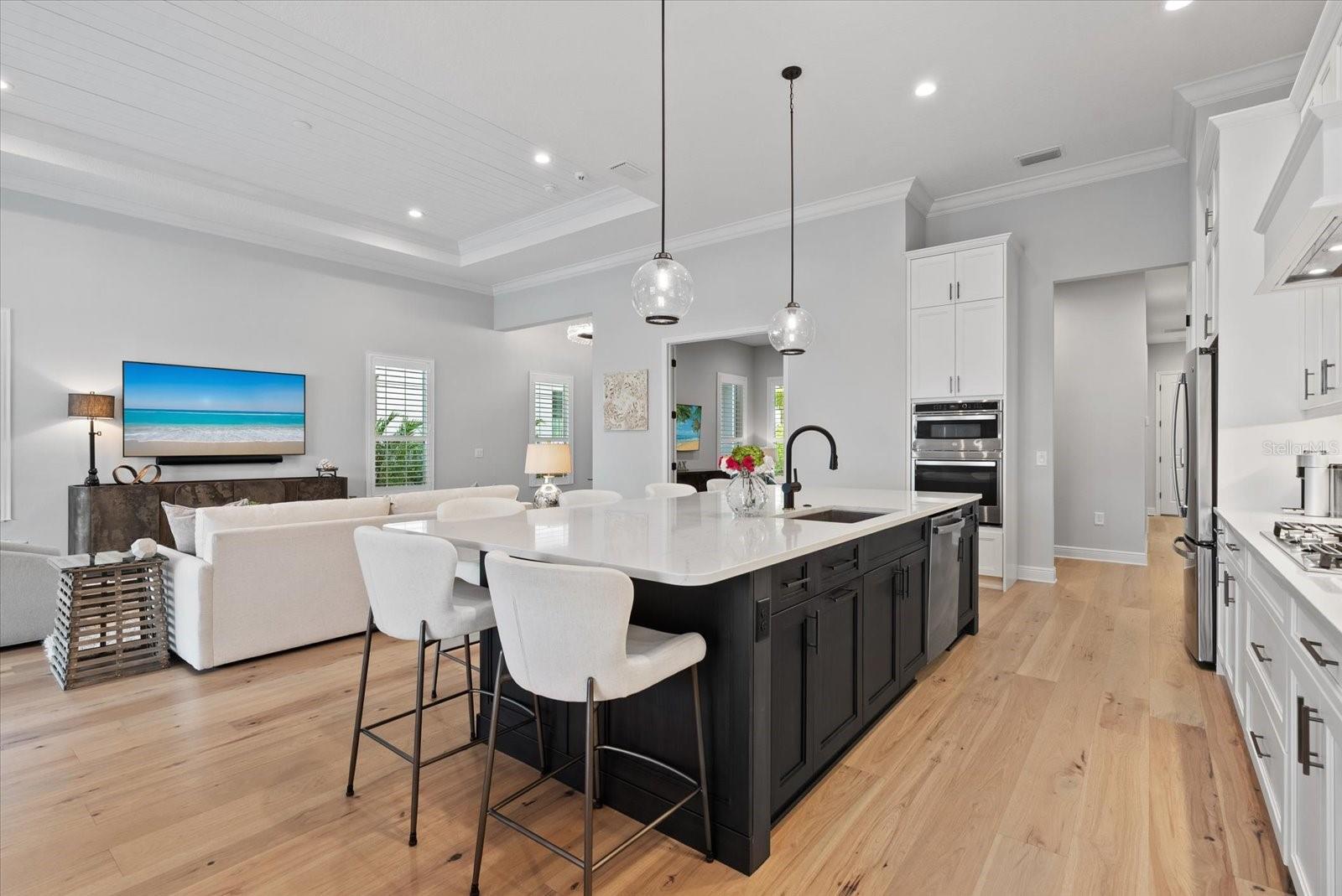 Image 13 of 59 For 6353 Isla Del Ray Avenue