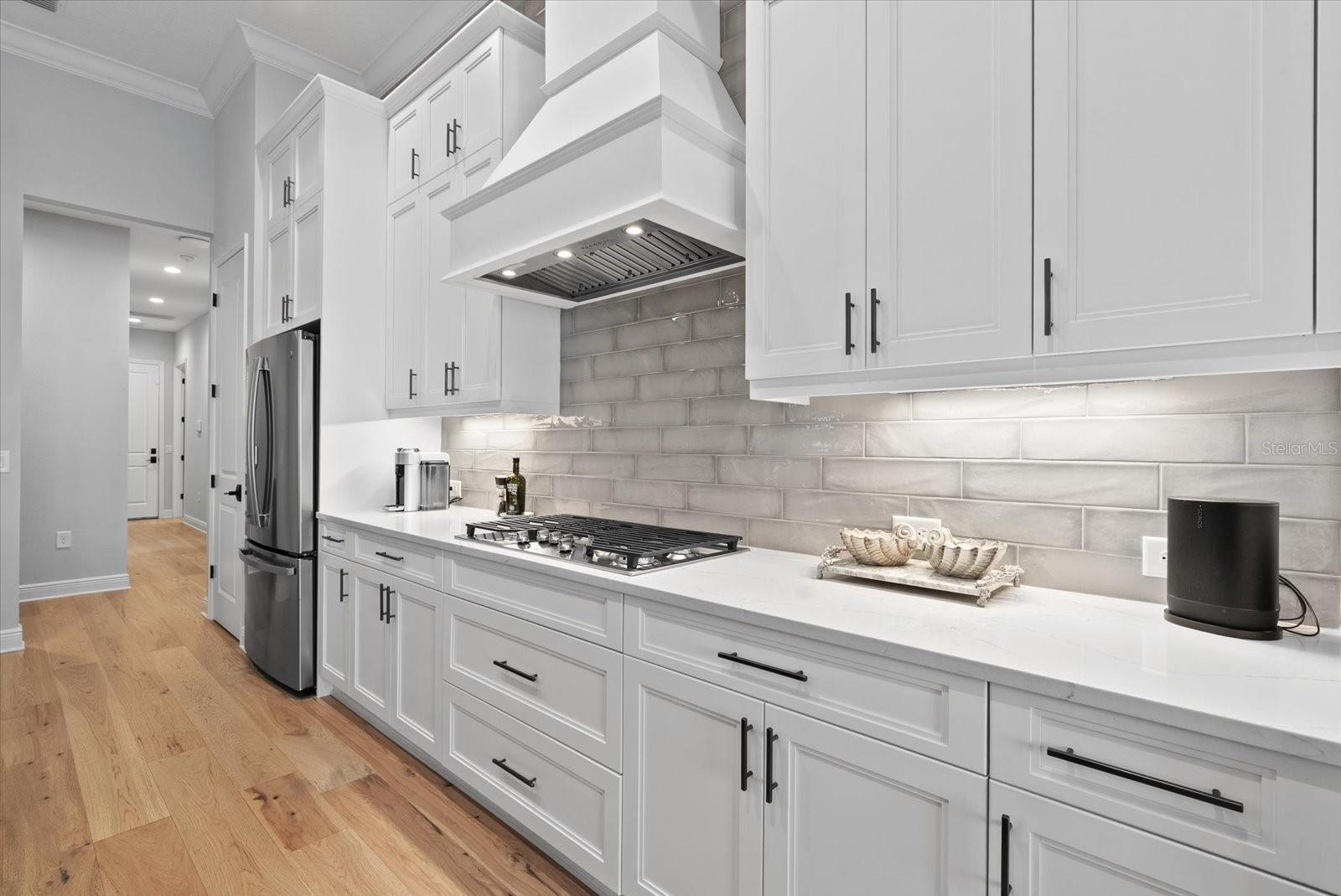 Image 16 of 59 For 6353 Isla Del Ray Avenue