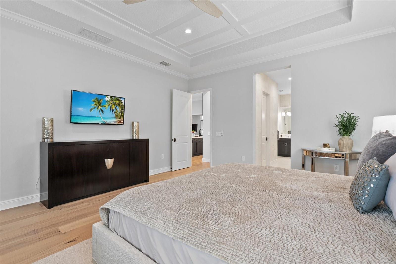 Image 22 of 59 For 6353 Isla Del Ray Avenue