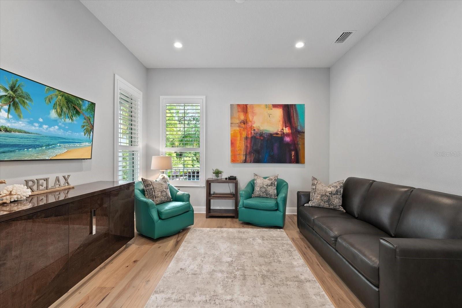 Image 31 of 59 For 6353 Isla Del Ray Avenue