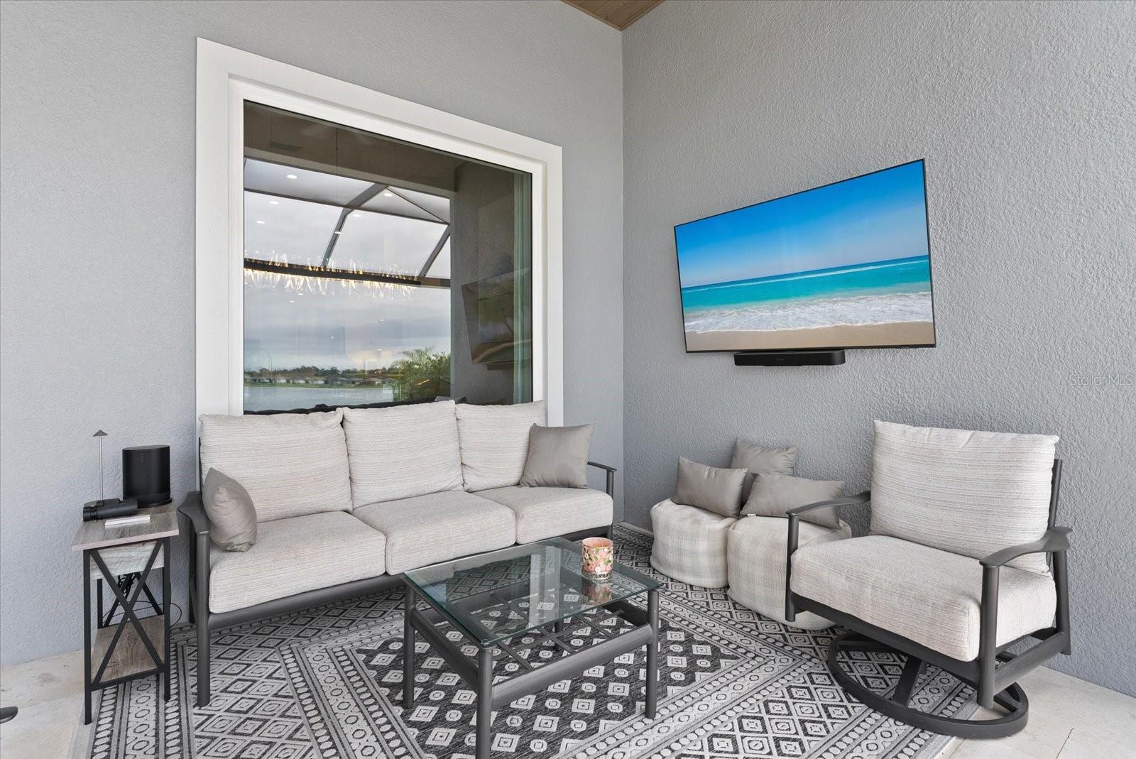 Image 40 of 59 For 6353 Isla Del Ray Avenue