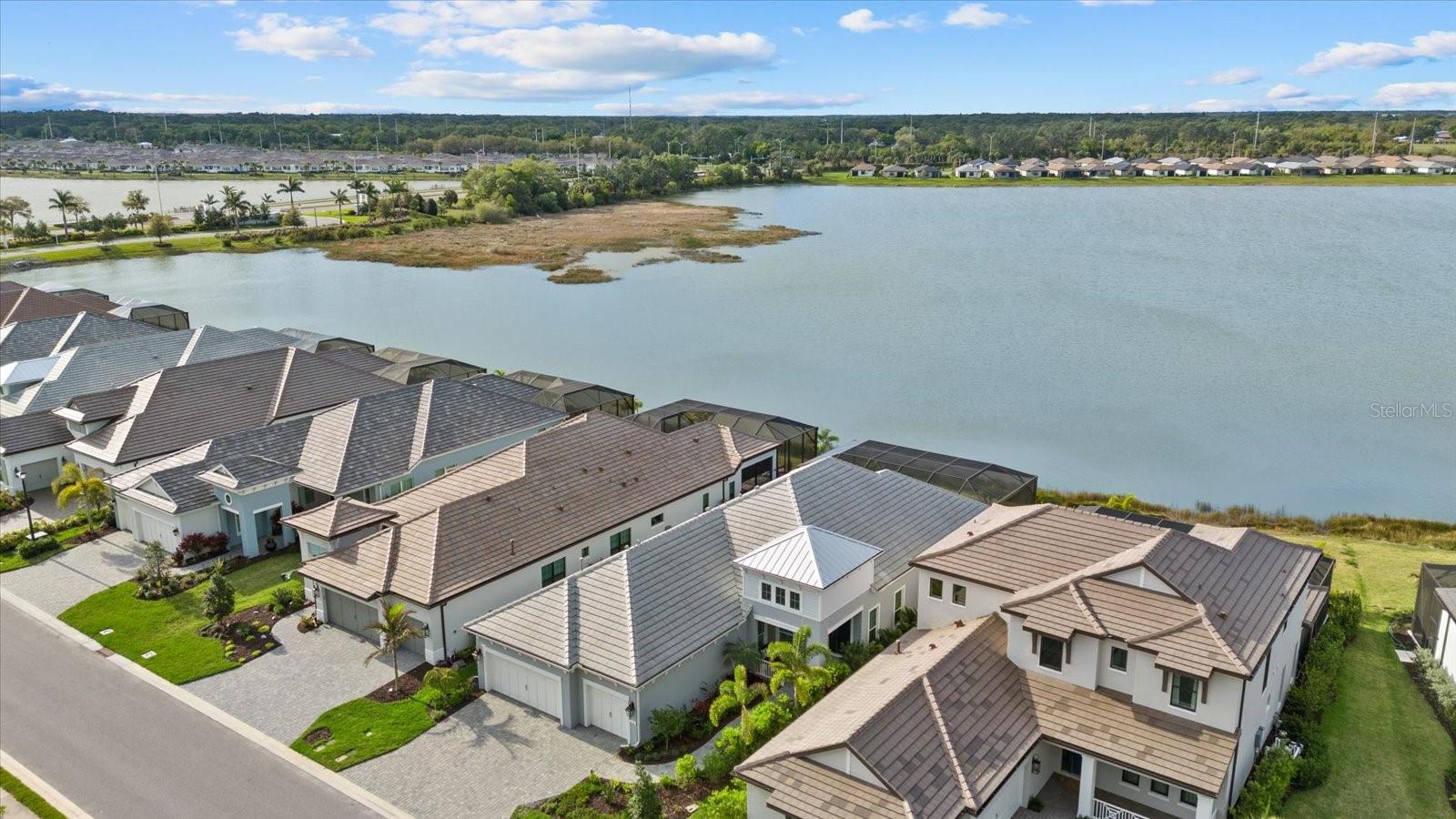 Image 44 of 59 For 6353 Isla Del Ray Avenue