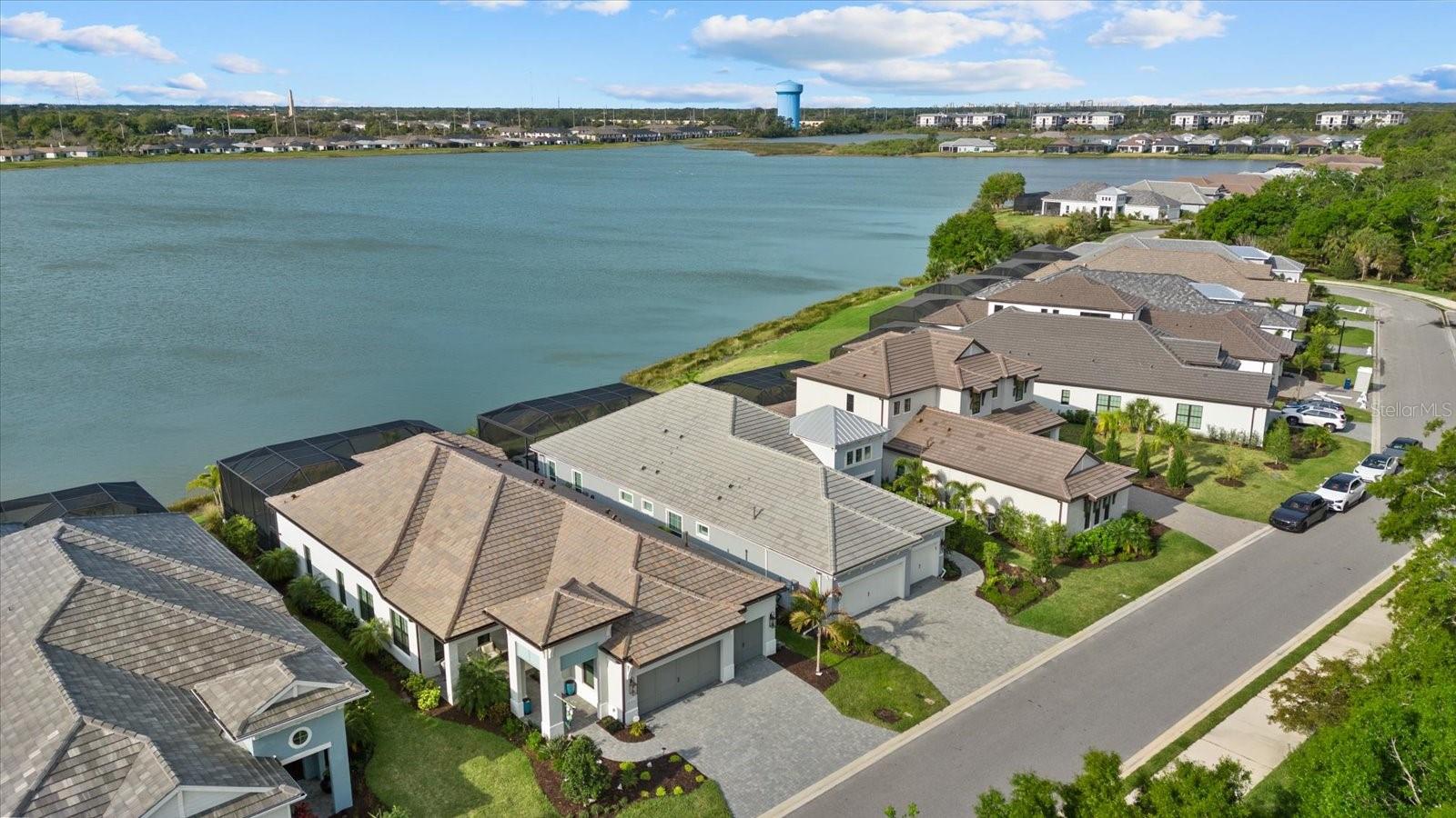 Image 47 of 59 For 6353 Isla Del Ray Avenue