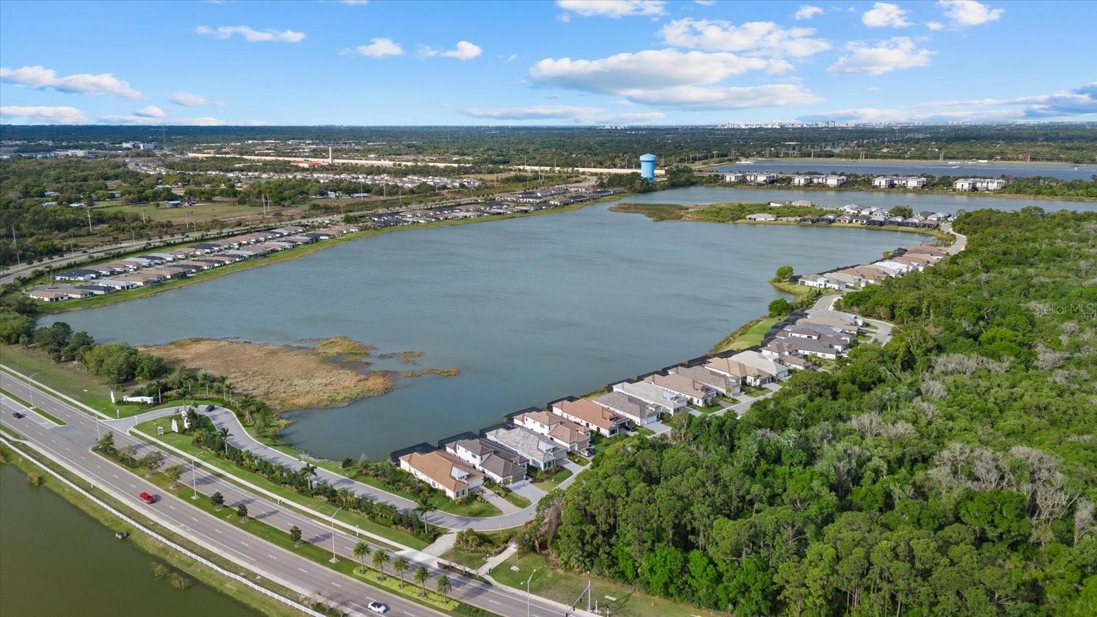 Image 51 of 59 For 6353 Isla Del Ray Avenue