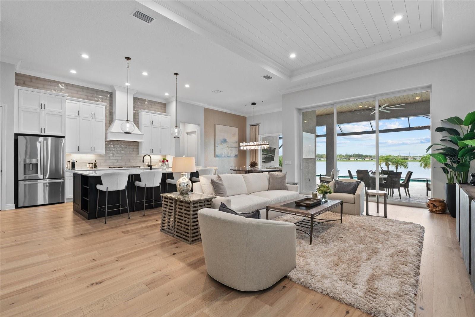 Image 6 of 59 For 6353 Isla Del Ray Avenue