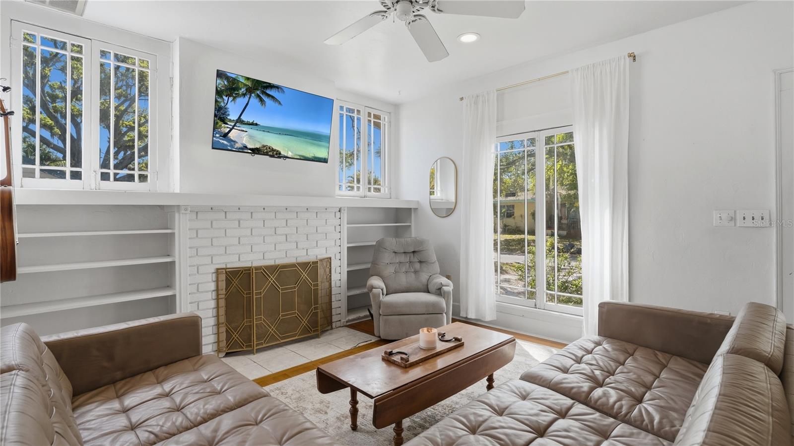 Image 10 of 48 For 2722 2nd Avenue W