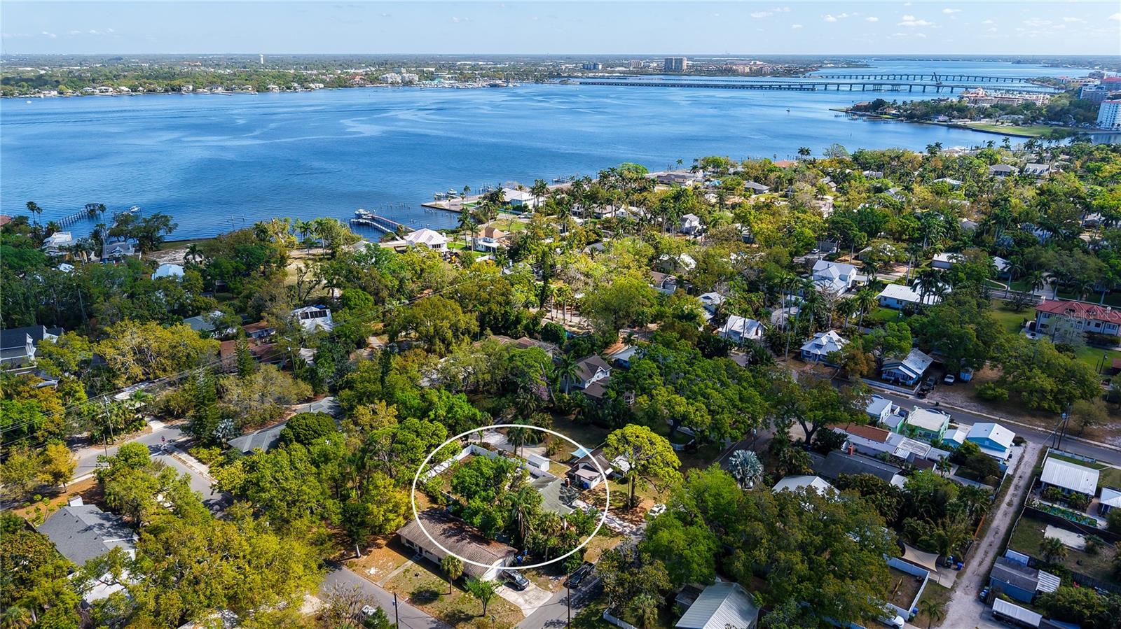 Image 2 of 48 For 2722 2nd Avenue W