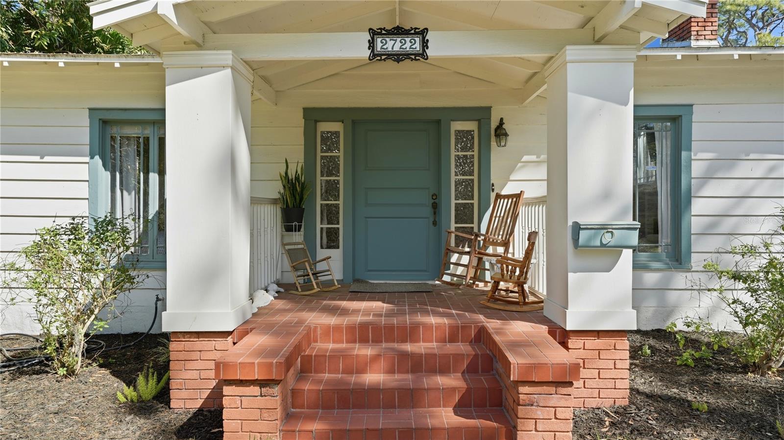 Image 7 of 48 For 2722 2nd Avenue W