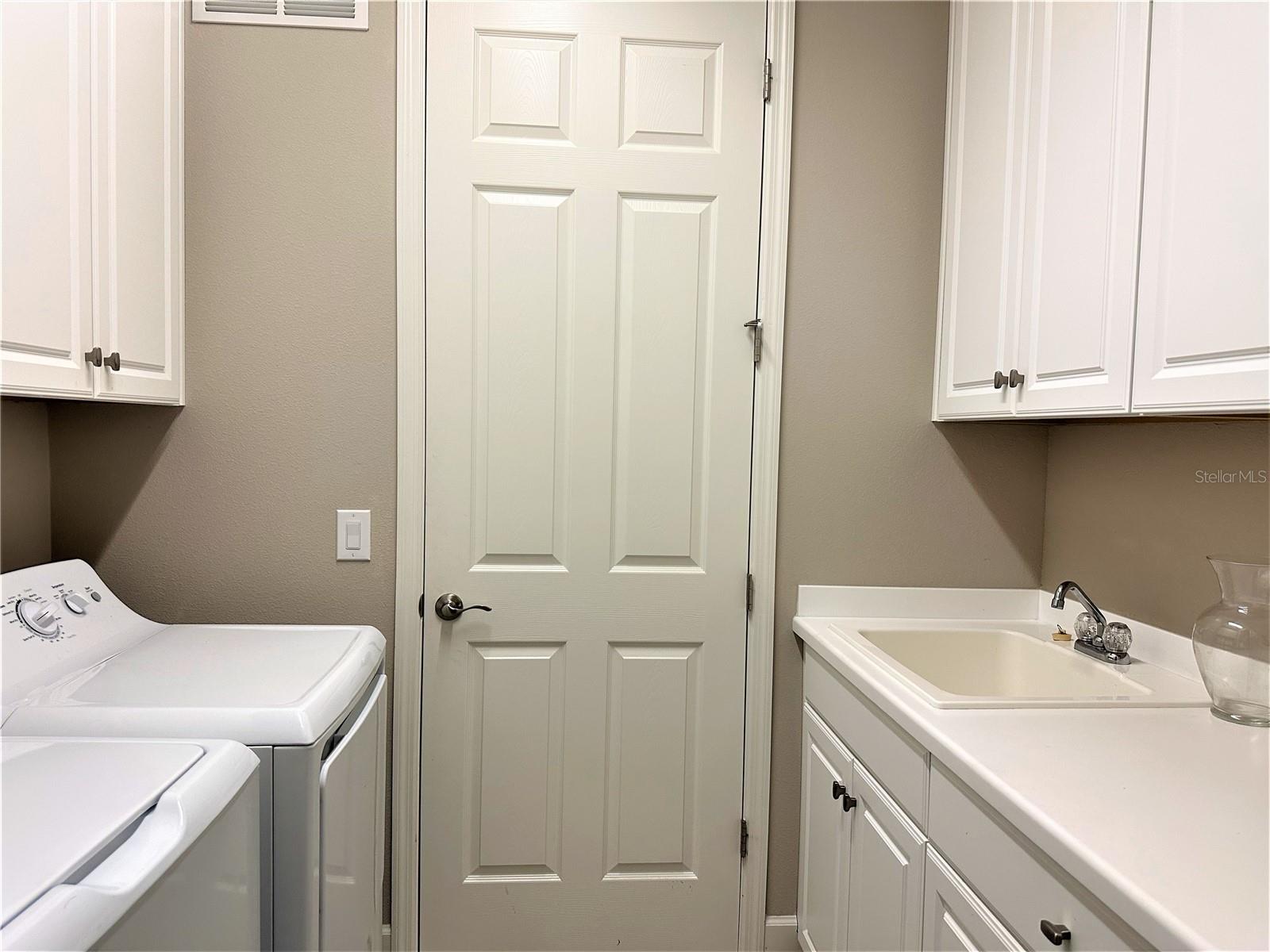 Image 23 of 42 For 6215 Anise Drive