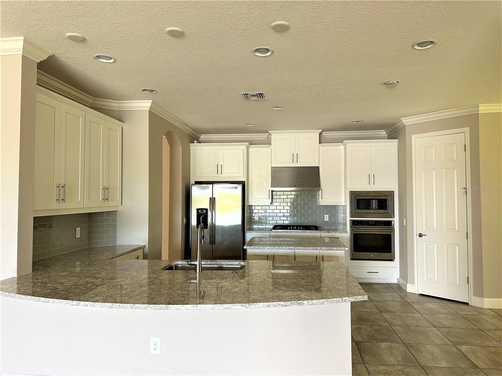 Image 4 of 42 For 6215 Anise Drive