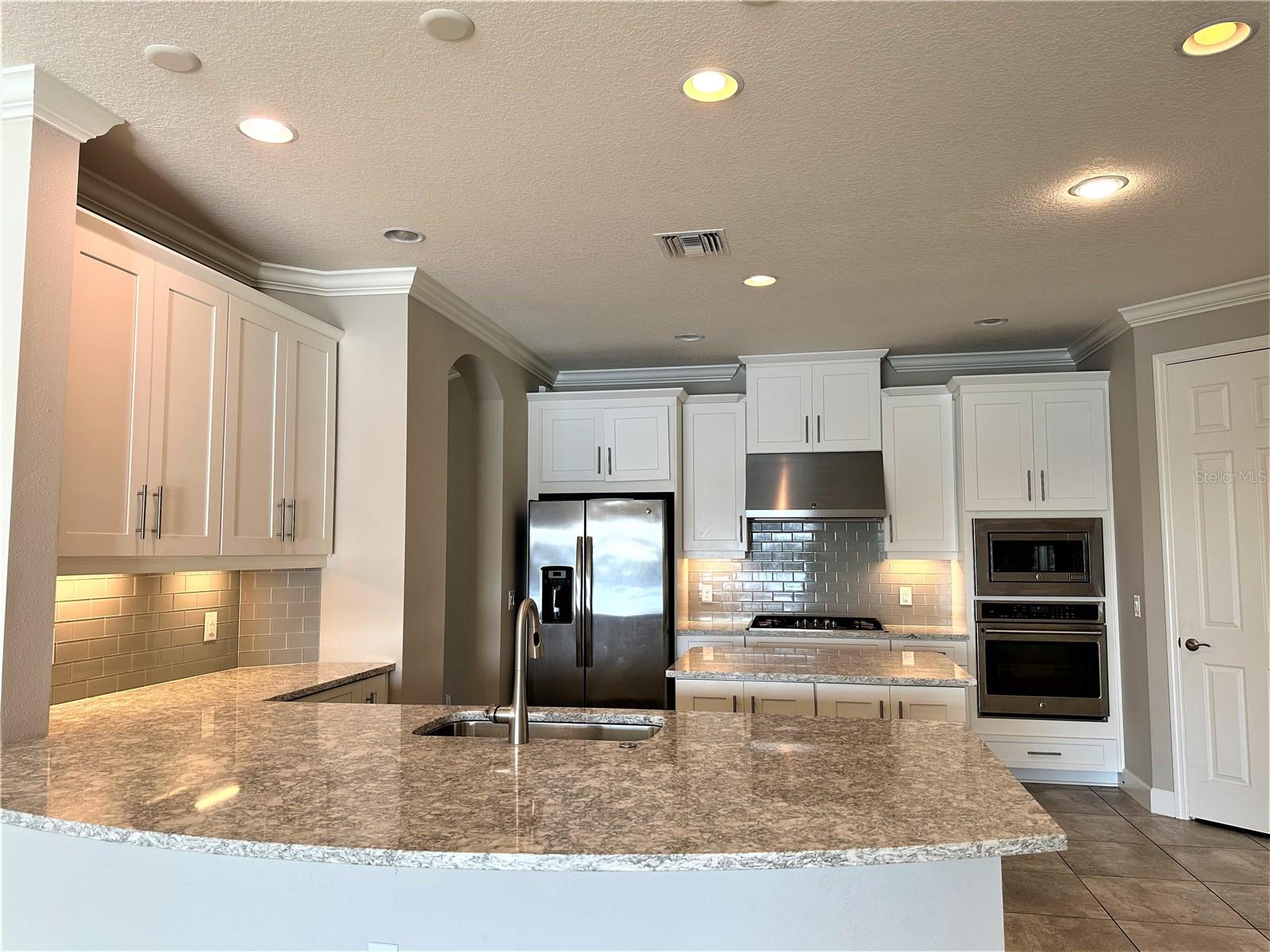 Image 5 of 42 For 6215 Anise Drive