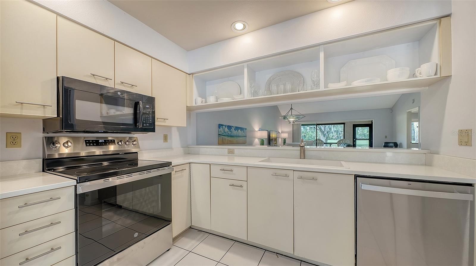 Image 11 of 42 For 4557 Kingsmere  23