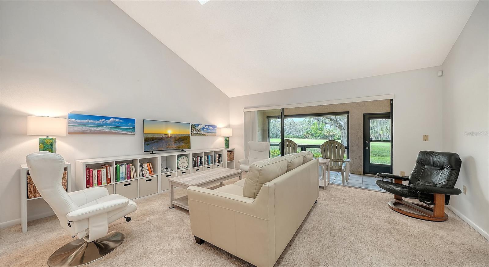 Image 4 of 42 For 4557 Kingsmere  23